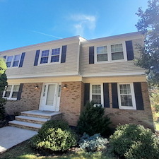 The Complete New Jersey Homeowner Guide to Exterior Soft Washing vs. High-Pressure Washing